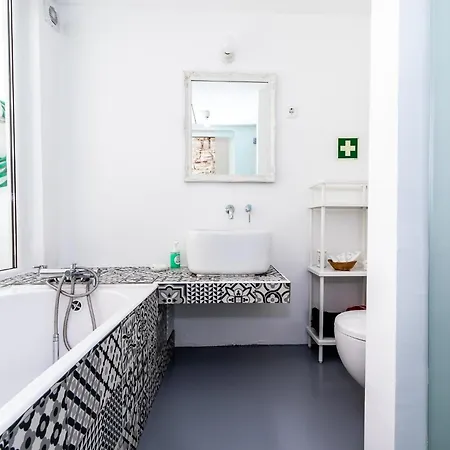 Apartament Com Patio Em Frente *