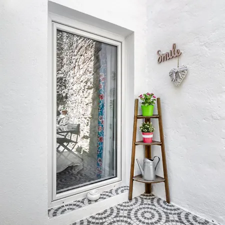 Com Patio Em Frente דירה *